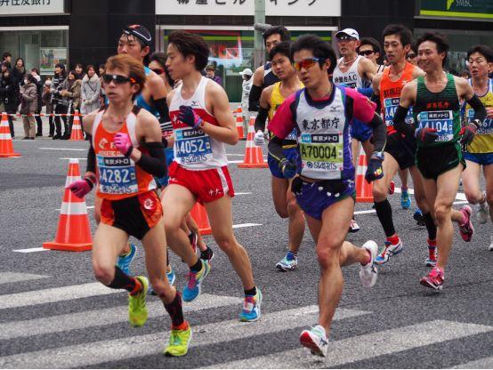 马拉松间歇跑训练方法_马拉松间歇跑训练配速图表_马拉松训练间歇跑